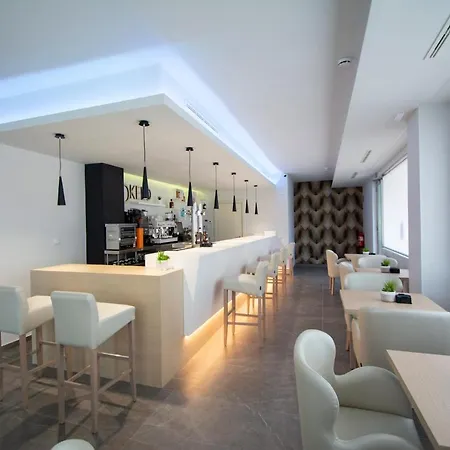 Okelo Hotel 2*